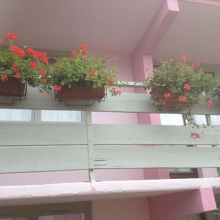 Hotel Fleuritel Charleville-Mézières Exteriör bild