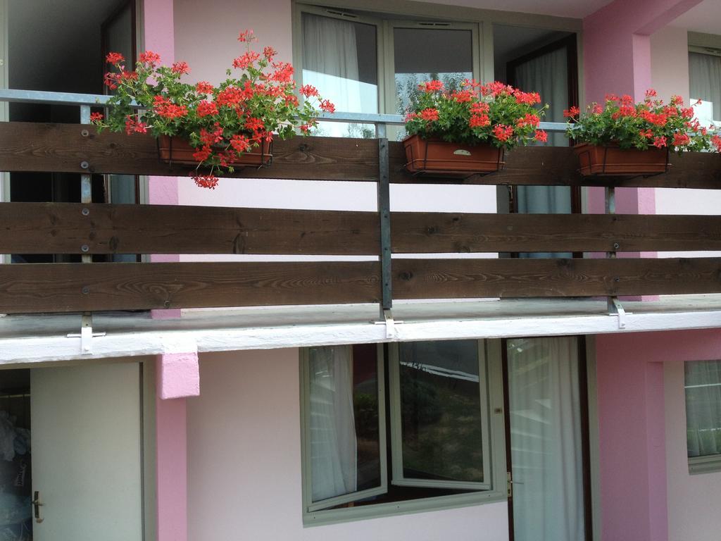 Hotel Fleuritel Charleville-Mézières Exteriör bild